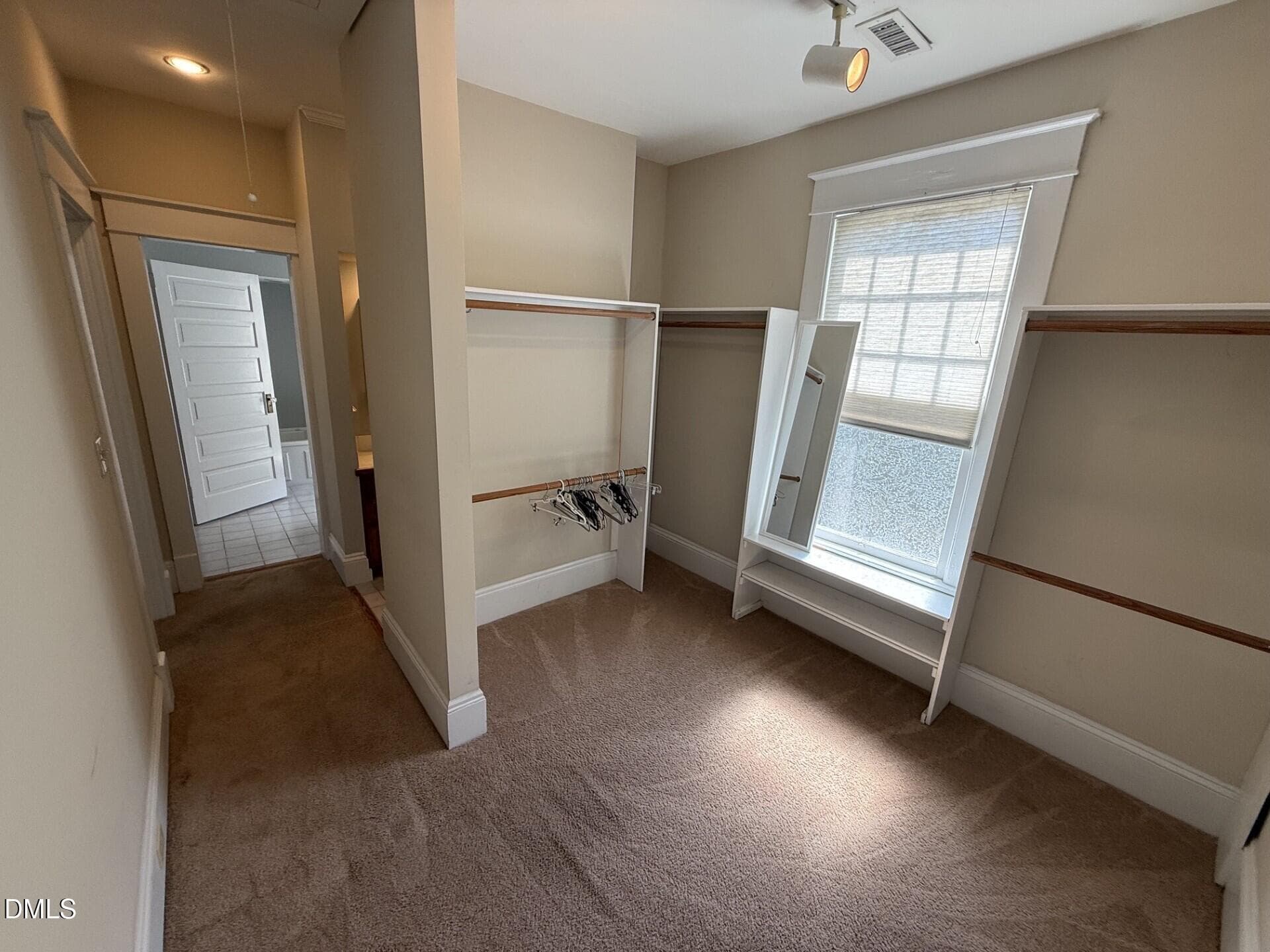 c564b1fc-5aa1-437c-adf8-dc67483ec5c6 - 114 E Park Drive, Raleigh, NC 27605