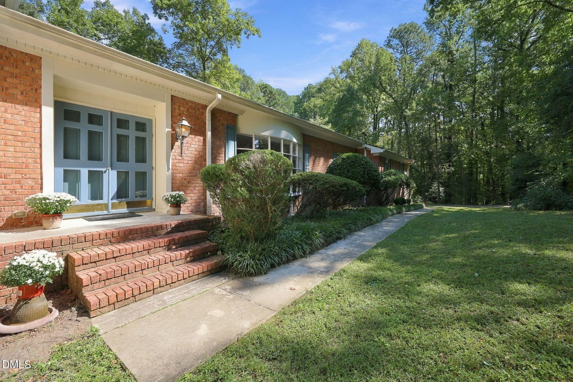 62-web-or-mls-IMG_9233 - 6102 Castlebrook Drive, Raleigh, NC 27604