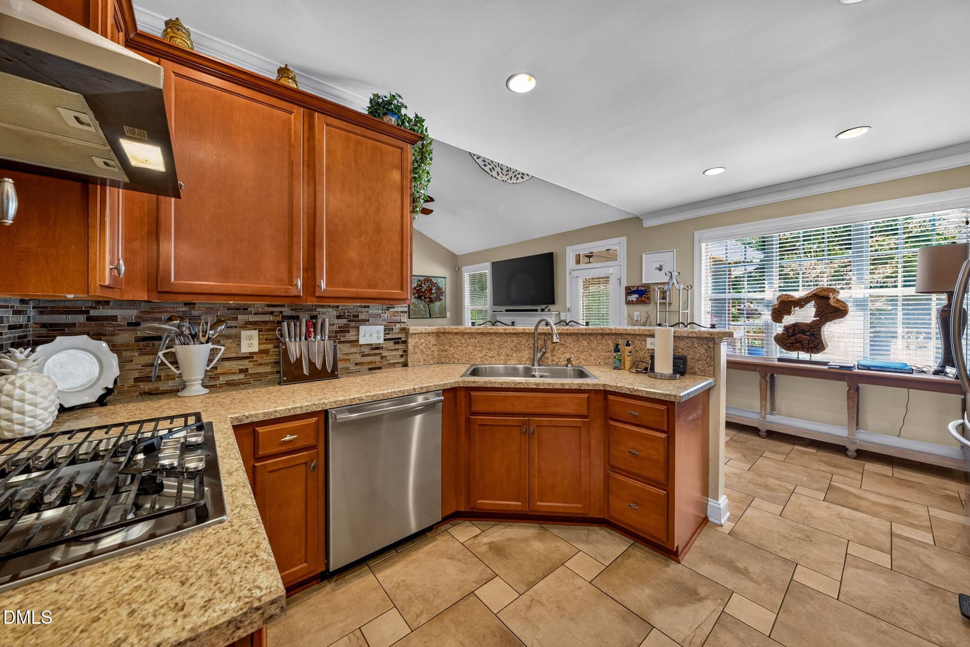 19-web-or-mls-4006 Angier Ave - 19 - 4006 Angier Avenue, Durham, NC 27703