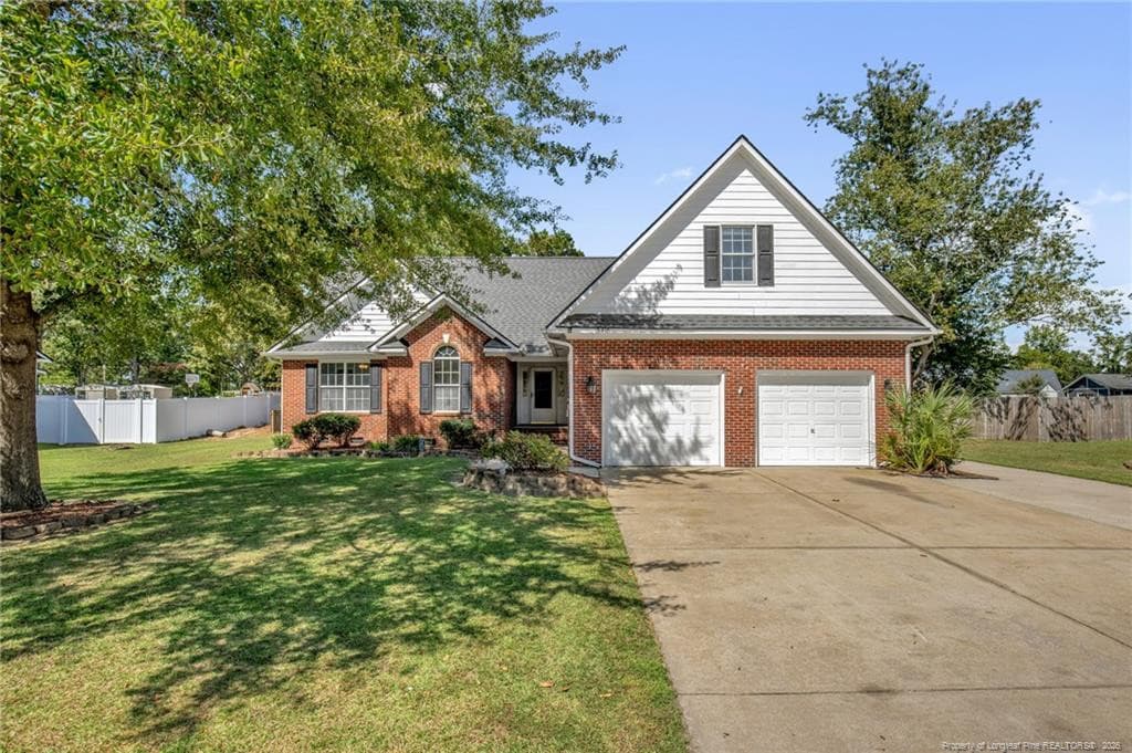 5416 Finish Line Drive, Hope Mills, NC 28348