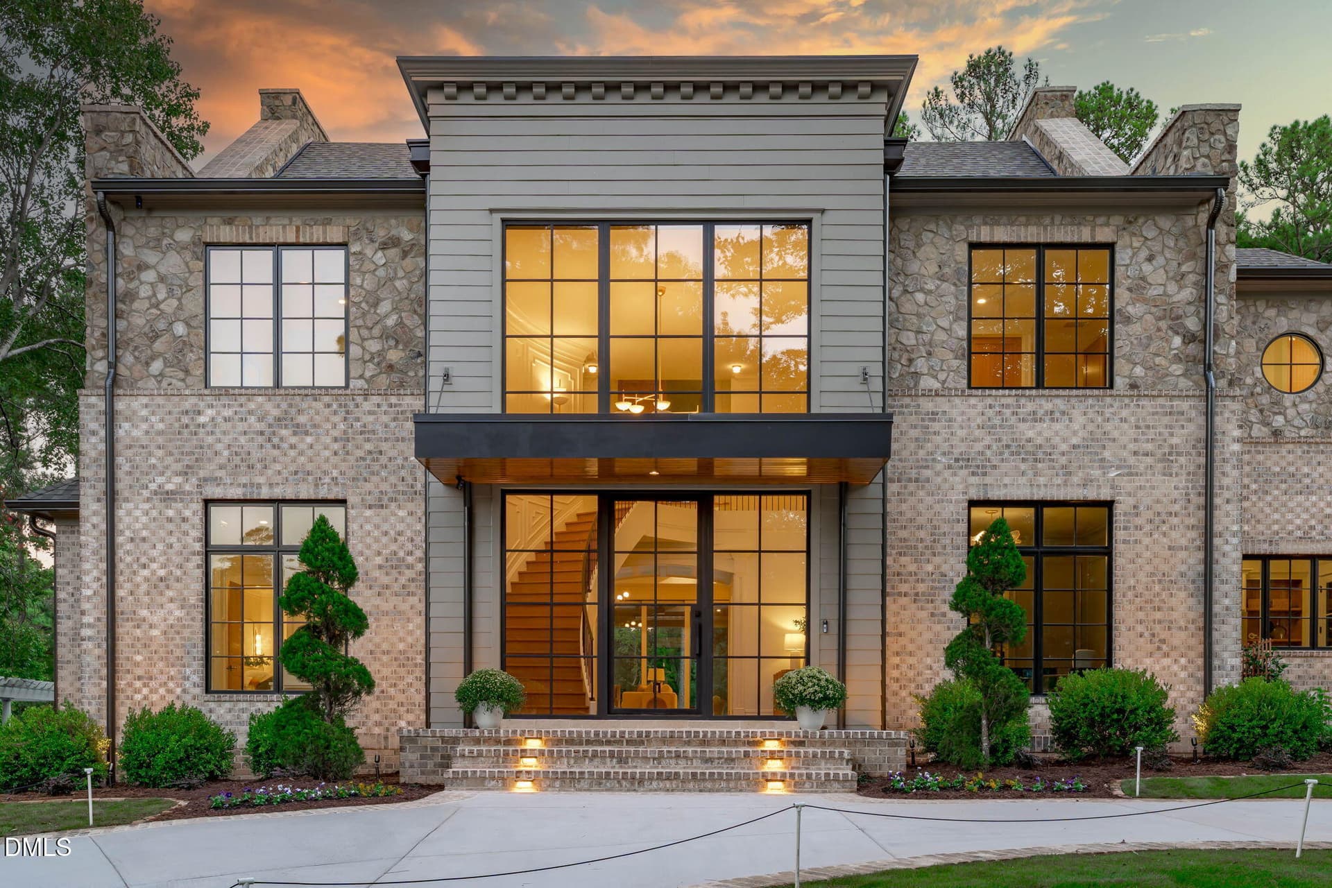 Twilight (6 of 17) - 7136 North Ridge Drive, Raleigh, NC 27615