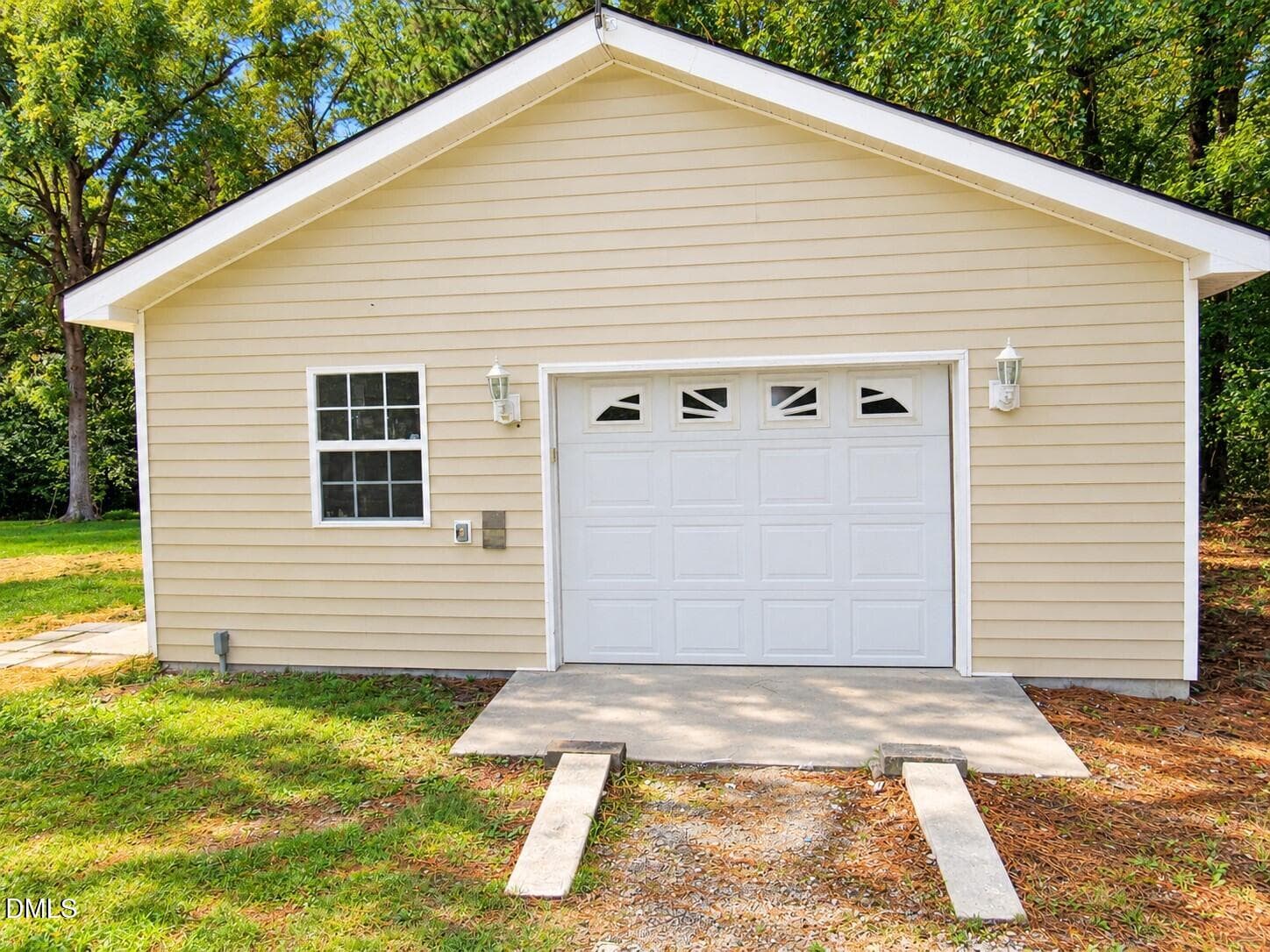 Workshop/garage - 1565 Spring Valley Lake Road, Henderson, NC 27537