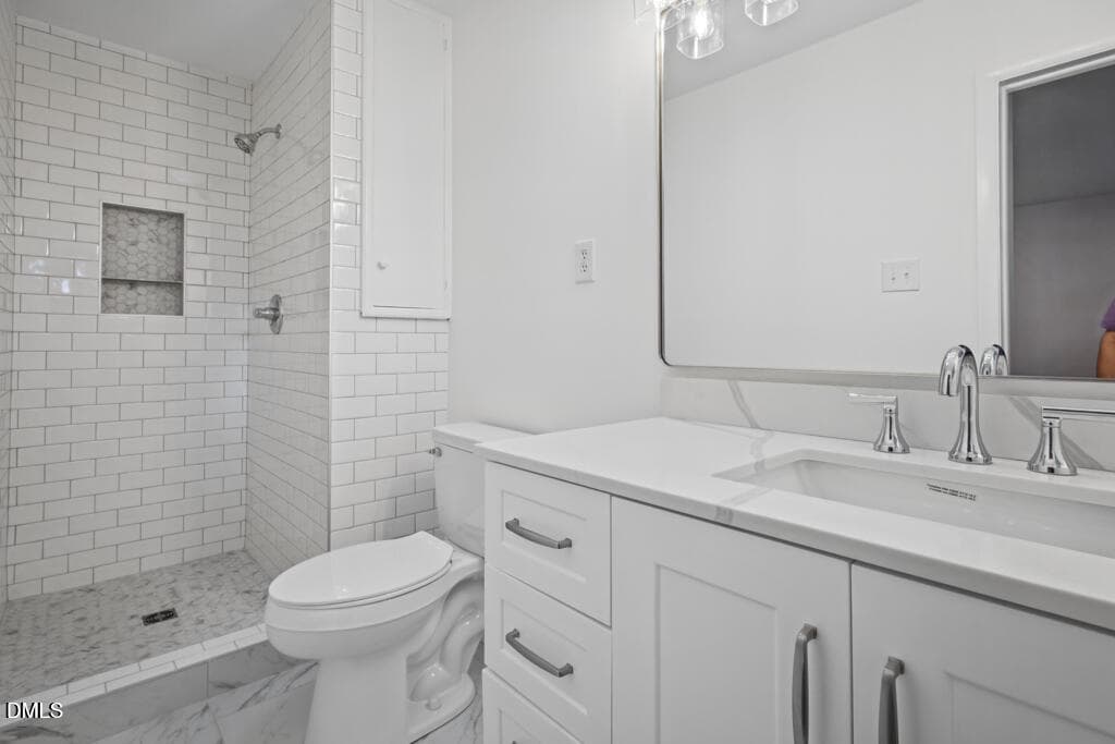 Primary Bath - 4833 Brookhaven Drive, Raleigh, NC 27612