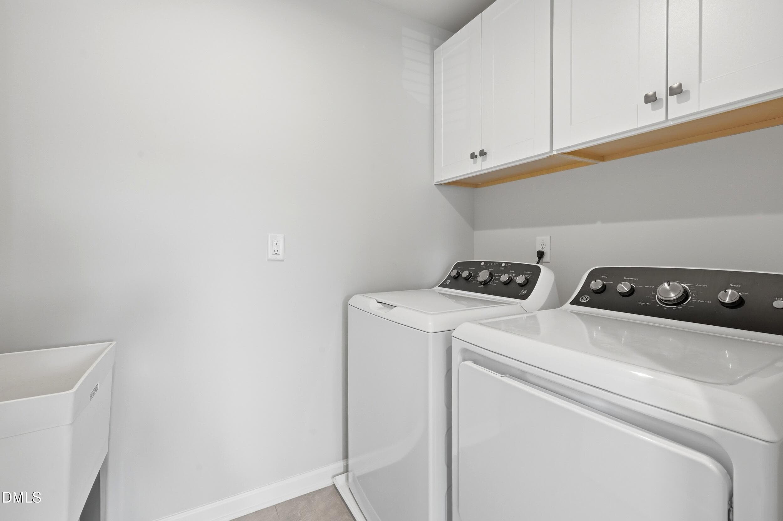 23_107 - 2904 Landon Oaks Court, New Hill, NC 27562, New Hill