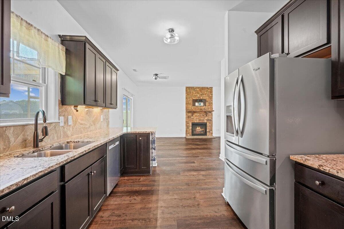 21-411 Planters Ridge Dr-21 2 - 411 Planters Ridge Drive, Pikeville, NC 27863