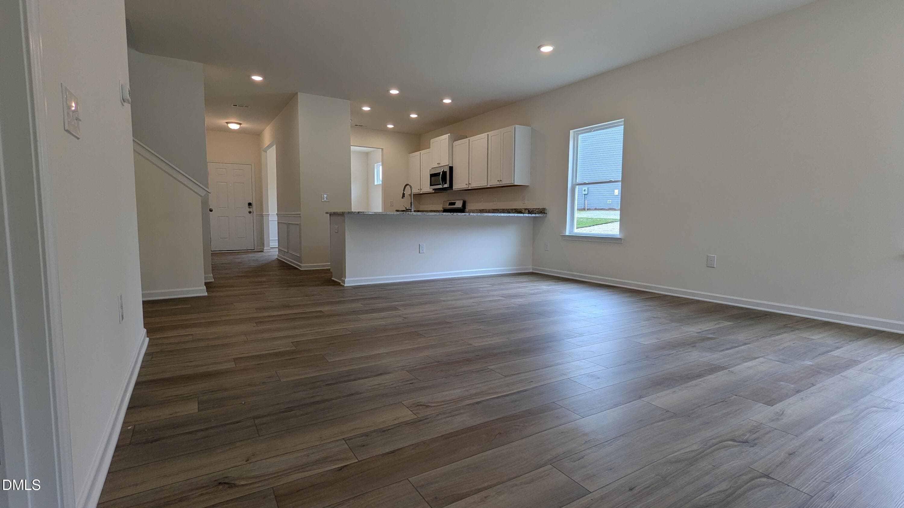 Family Room 2 - 354 White Azalea Way, Benson, NC 27504