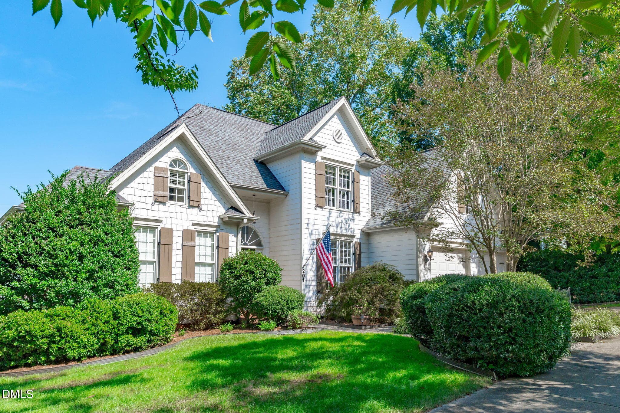 201 Cobblepoint Way, Holly Springs, NC 27540