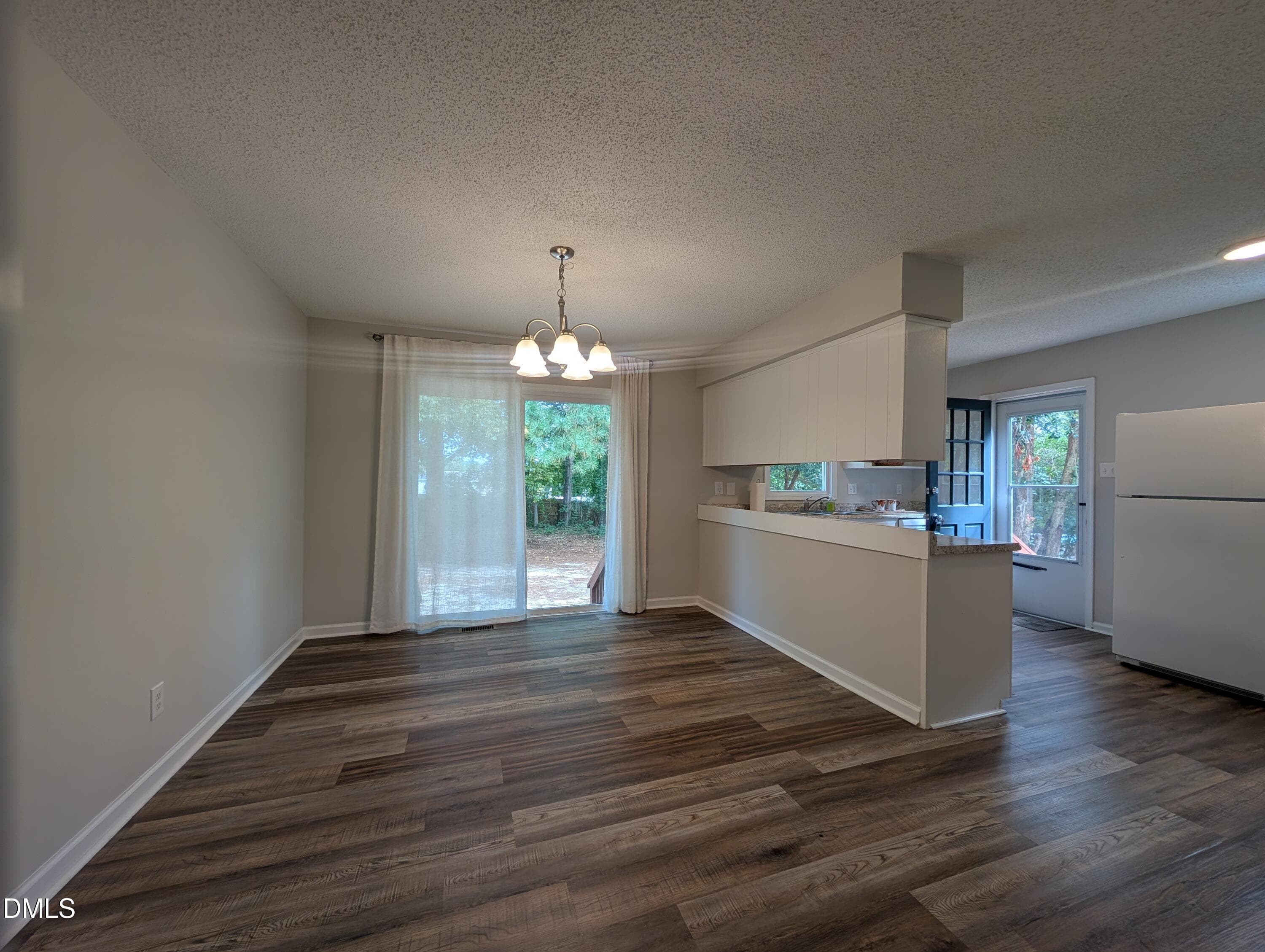Dining Room - 904 N Lee Street, Zebulon, NC 27597