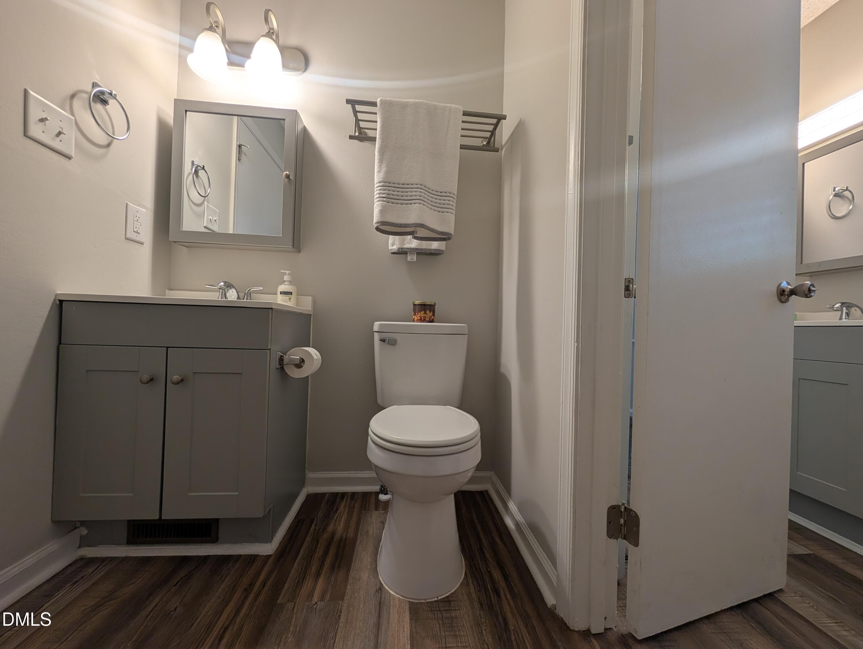 1/2 Bathroom - 904 N Lee Street, Zebulon, NC 27597