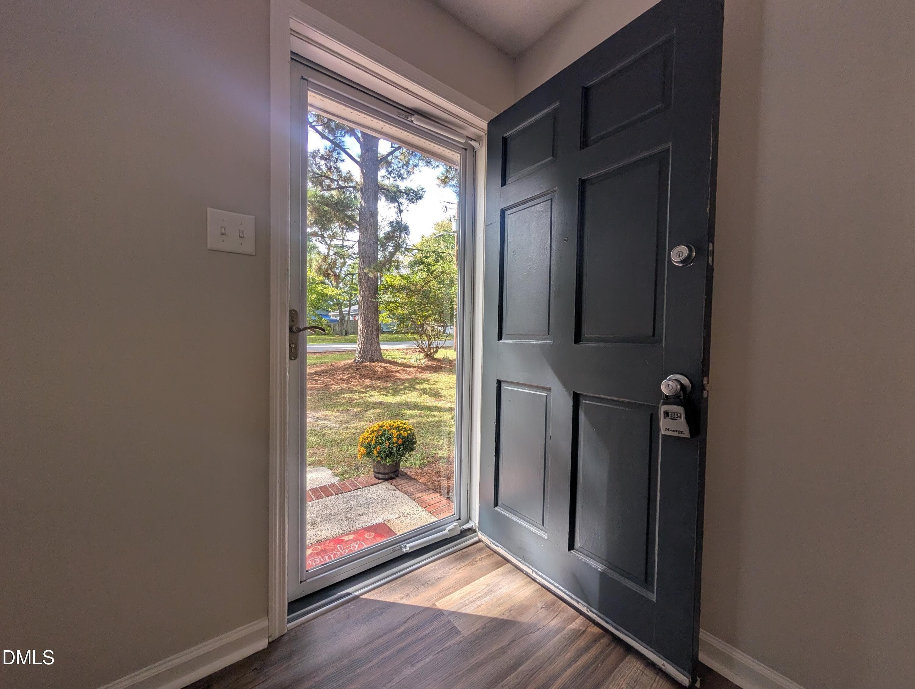 Front door - 904 N Lee Street, Zebulon, NC 27597