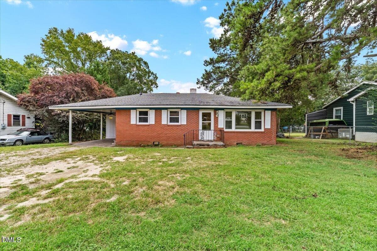 1850 S Clearview Drive, Henderson, NC 27536