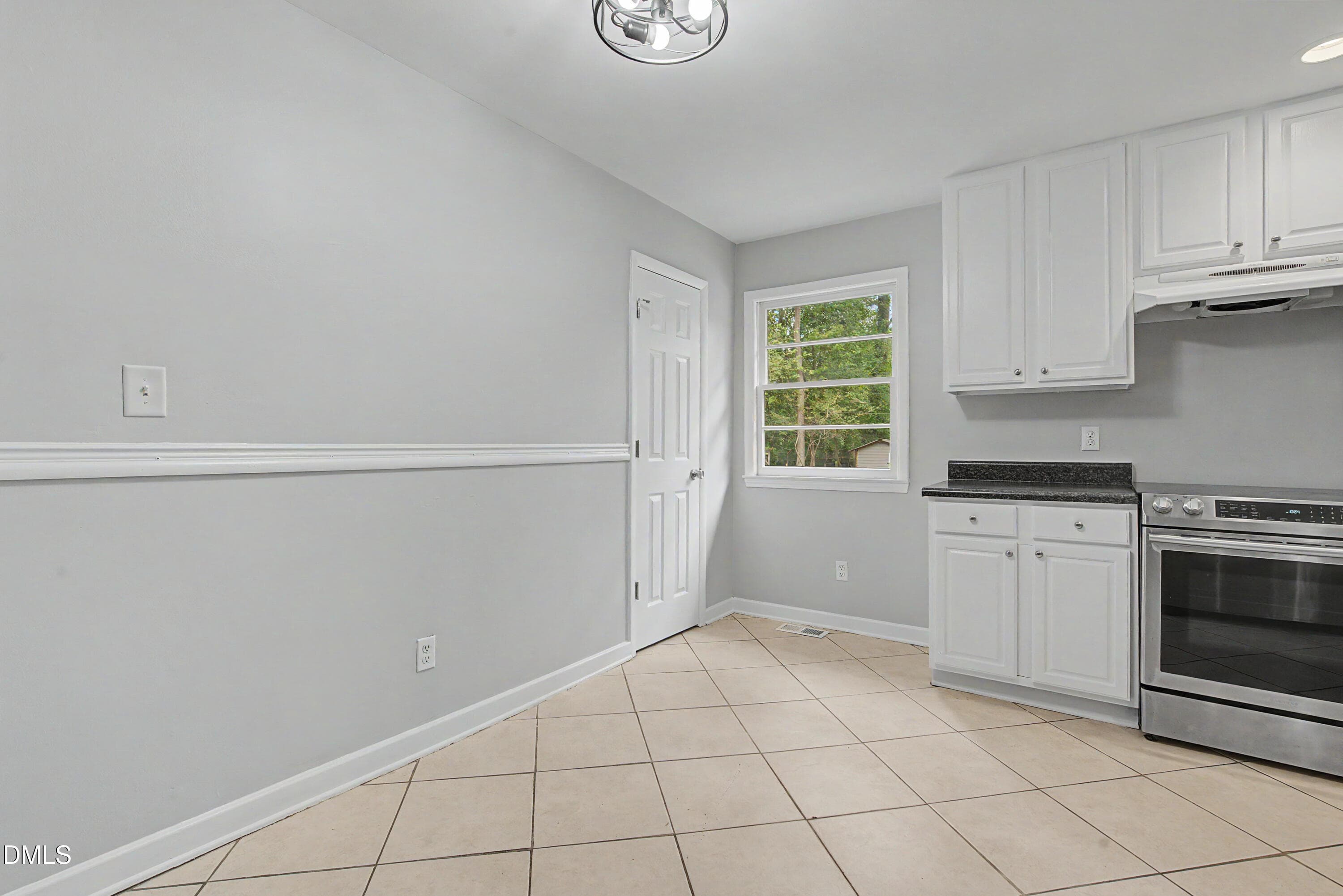 DSC09932 - 3909 Cobb Street, Garner, NC 27529