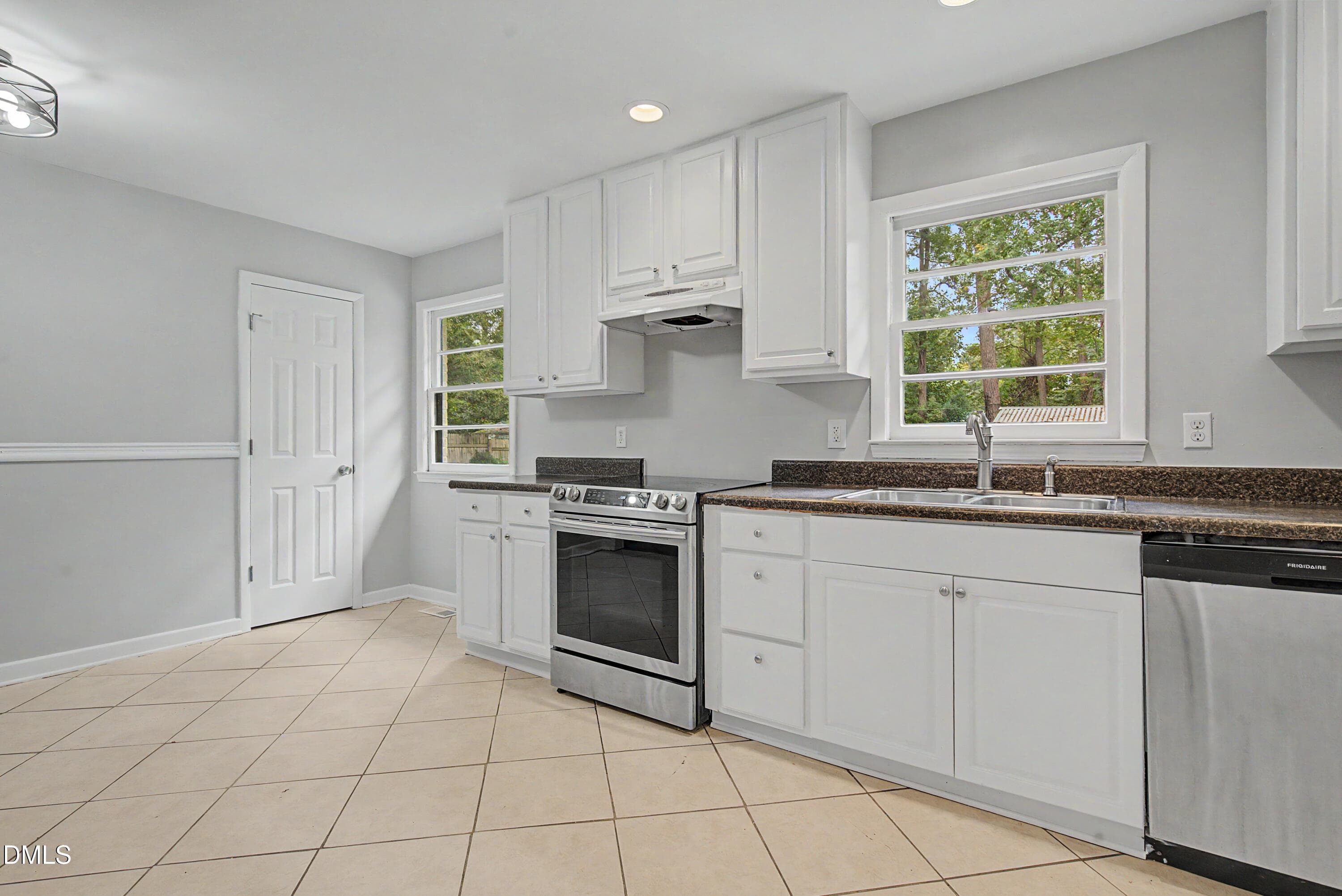 DSC09953 - 3909 Cobb Street, Garner, NC 27529