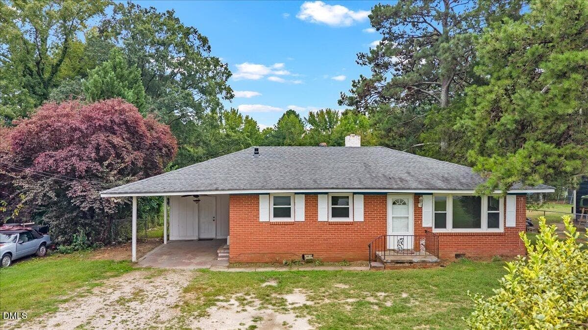 1000010631 - 1850 S Clearview Drive, Henderson, NC 27536, Henderson