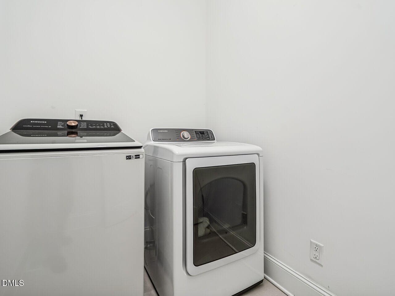 Laundry - 2756 Flume Gate Drive, Raleigh, NC 27603