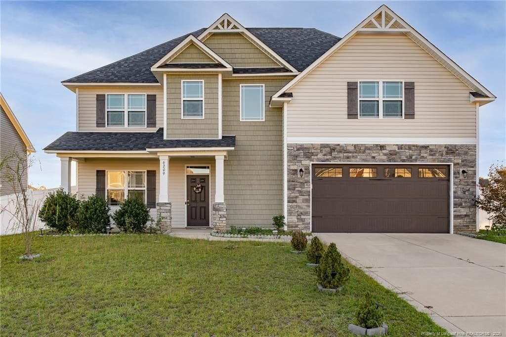 Photo 2 - 6209 Jacobs Creek Circle, Fayetteville, NC 28304