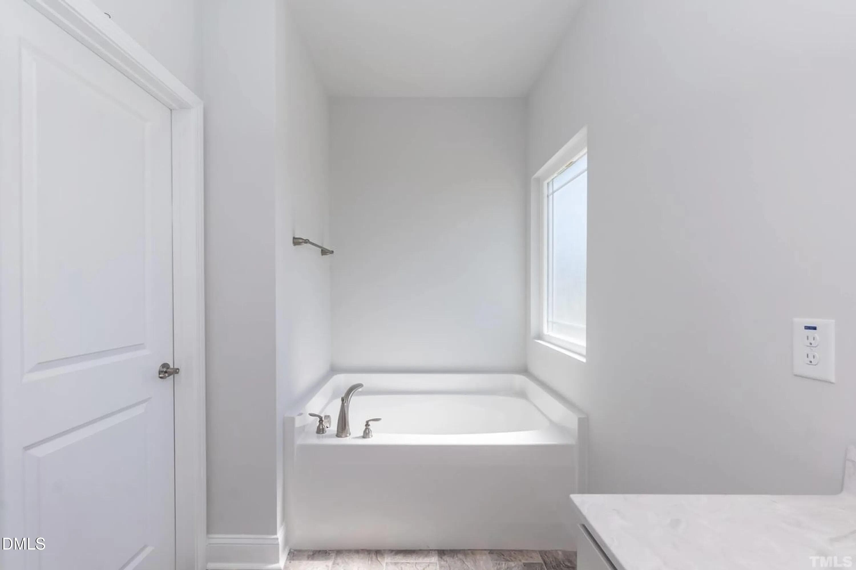 2628 Spa-Like Garden Tub - 128 Sugar Pine Road 63, Rocky Mount, NC 27804