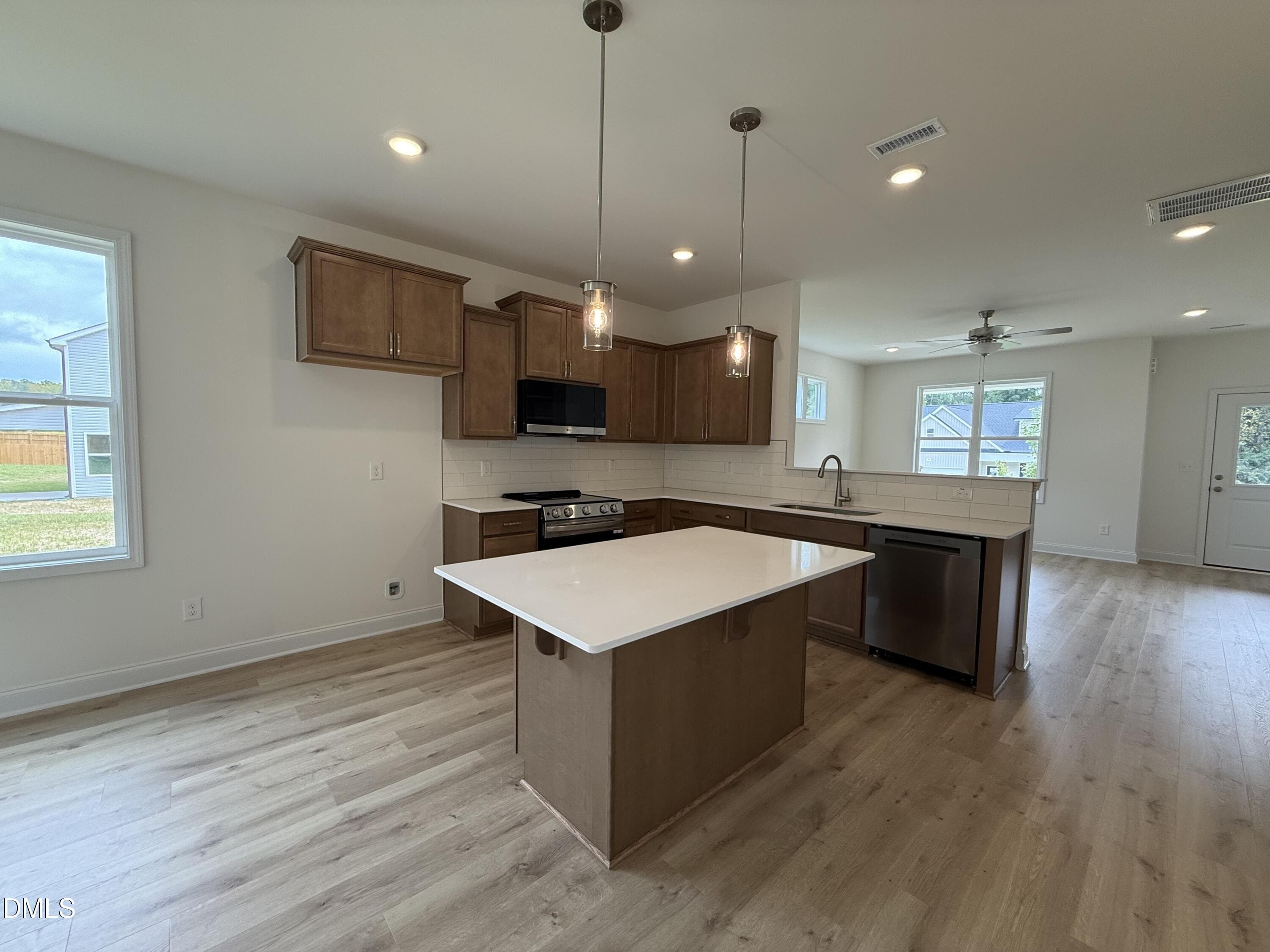 Move In Ready! - 56 Zambezi Court, Zebulon, NC 27597