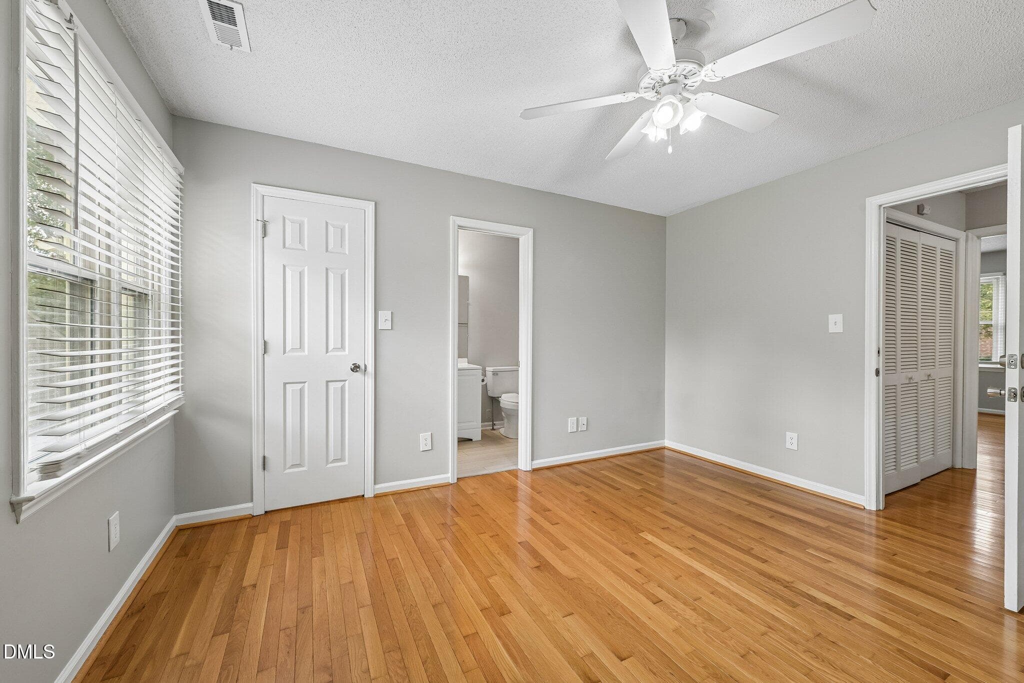 28-web-or-mls-Thetford Ct-S0610-021 - 6556 Thetford Court, Raleigh, NC 27615