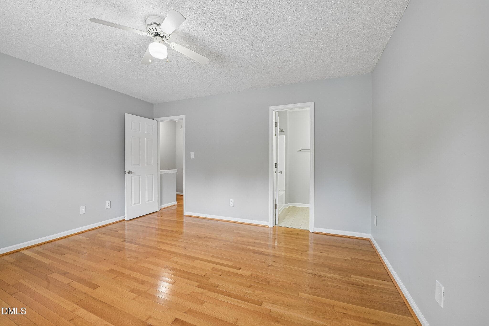 33-web-or-mls-Thetford Ct-S0610-026 - 6556 Thetford Court, Raleigh, NC 27615