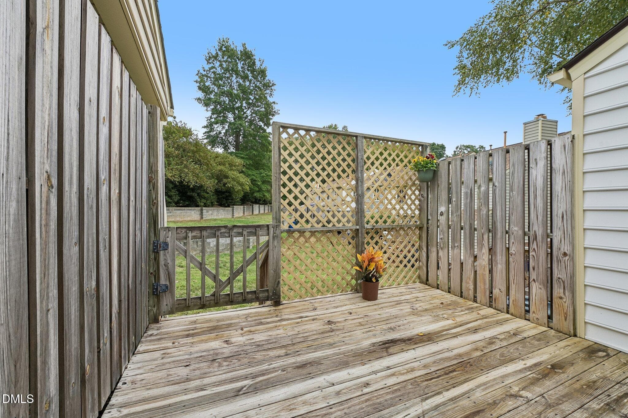 37-web-or-mls-Thetford Ct-S0610-030 - 6556 Thetford Court, Raleigh, NC 27615