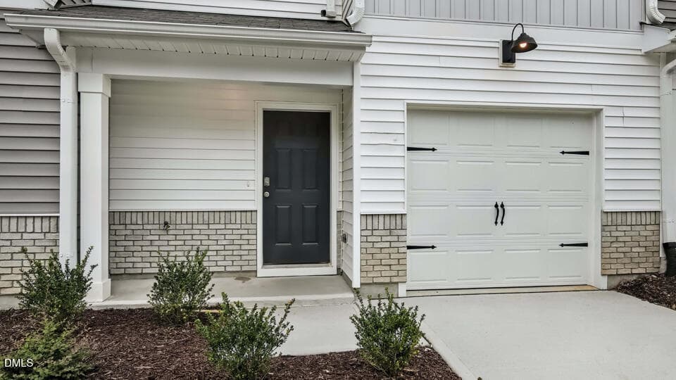 FRONT ENTRANCE ALTAMONT-B2 - 18 Bee Garden Court, Angier, NC 27501, Angier