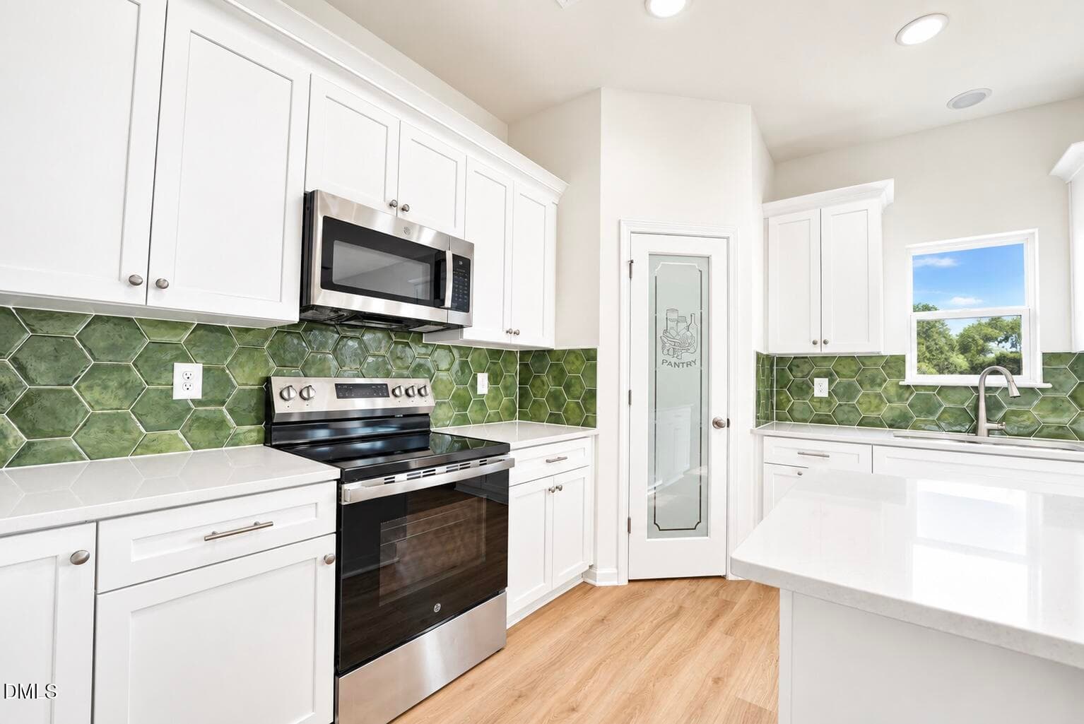 08-6820 Steeplegate-8 - 6820 Steeplegate Drive 16, Burlington, NC 27215