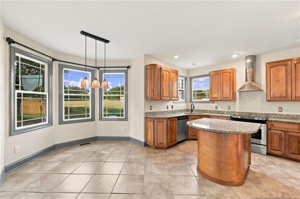 Photo 20 - 249 Saintsbury Place, Sanford, NC 27332, Sanford