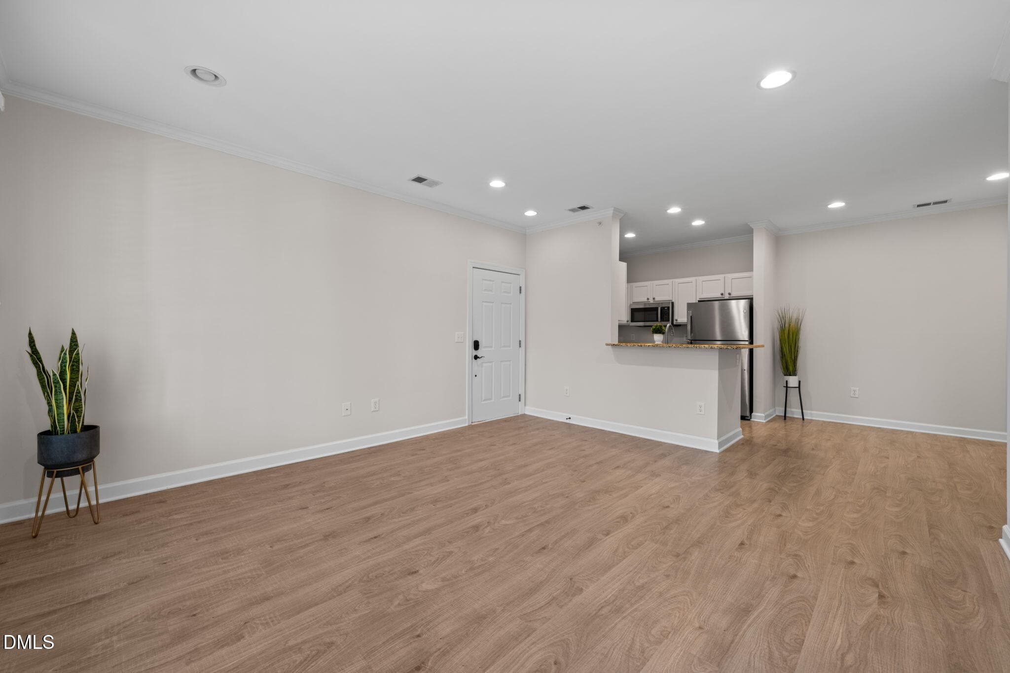 8-web-or-mls-untitled-17 - 524 Aberdeen Drive 204, Chapel Hill, NC 27516, Chapel Hill