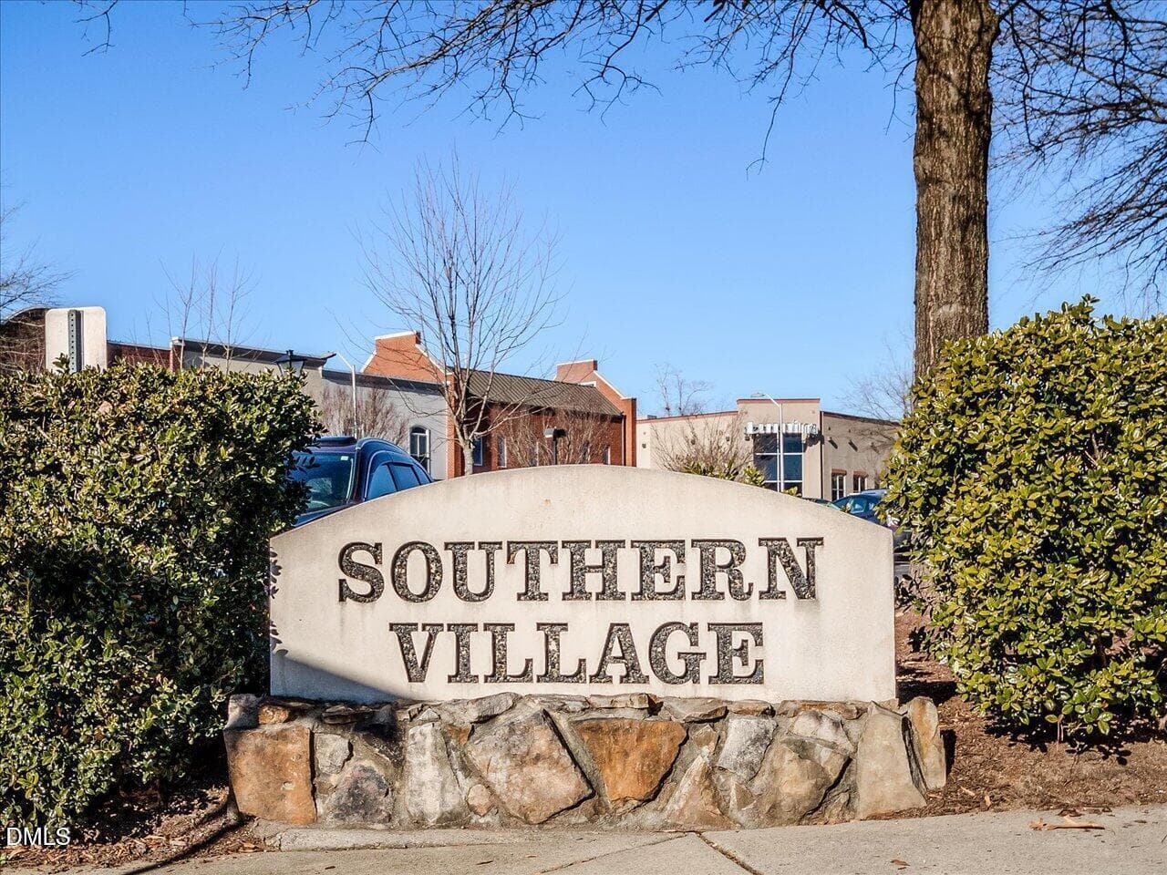 20260203174722098132000000-o - 524 Aberdeen Drive 204, Chapel Hill, NC 27516, Chapel Hill