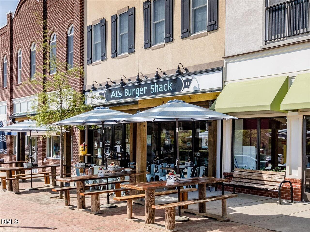 20260203174723176890000000-o - 524 Aberdeen Drive 204, Chapel Hill, NC 27516, Chapel Hill
