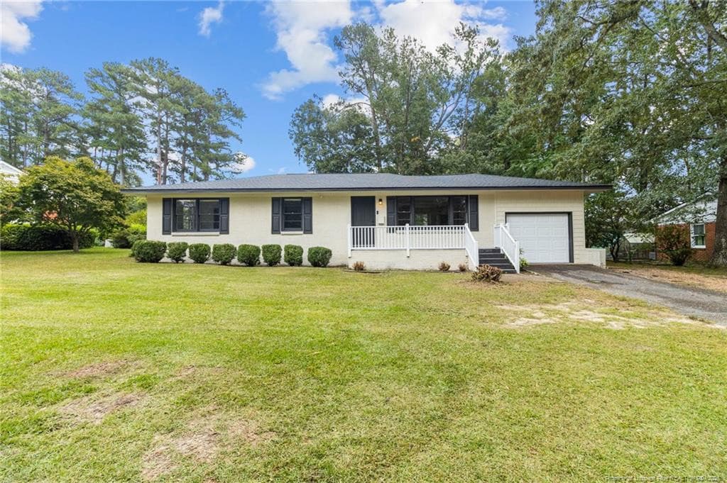 906 Shannon Drive, Fayetteville, NC 28303