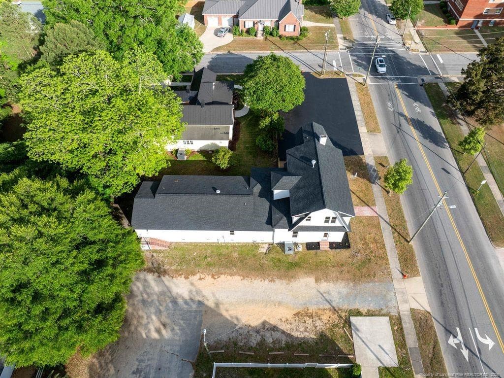 Photo 16 - 504 W Broad Street, Dunn, NC 28334