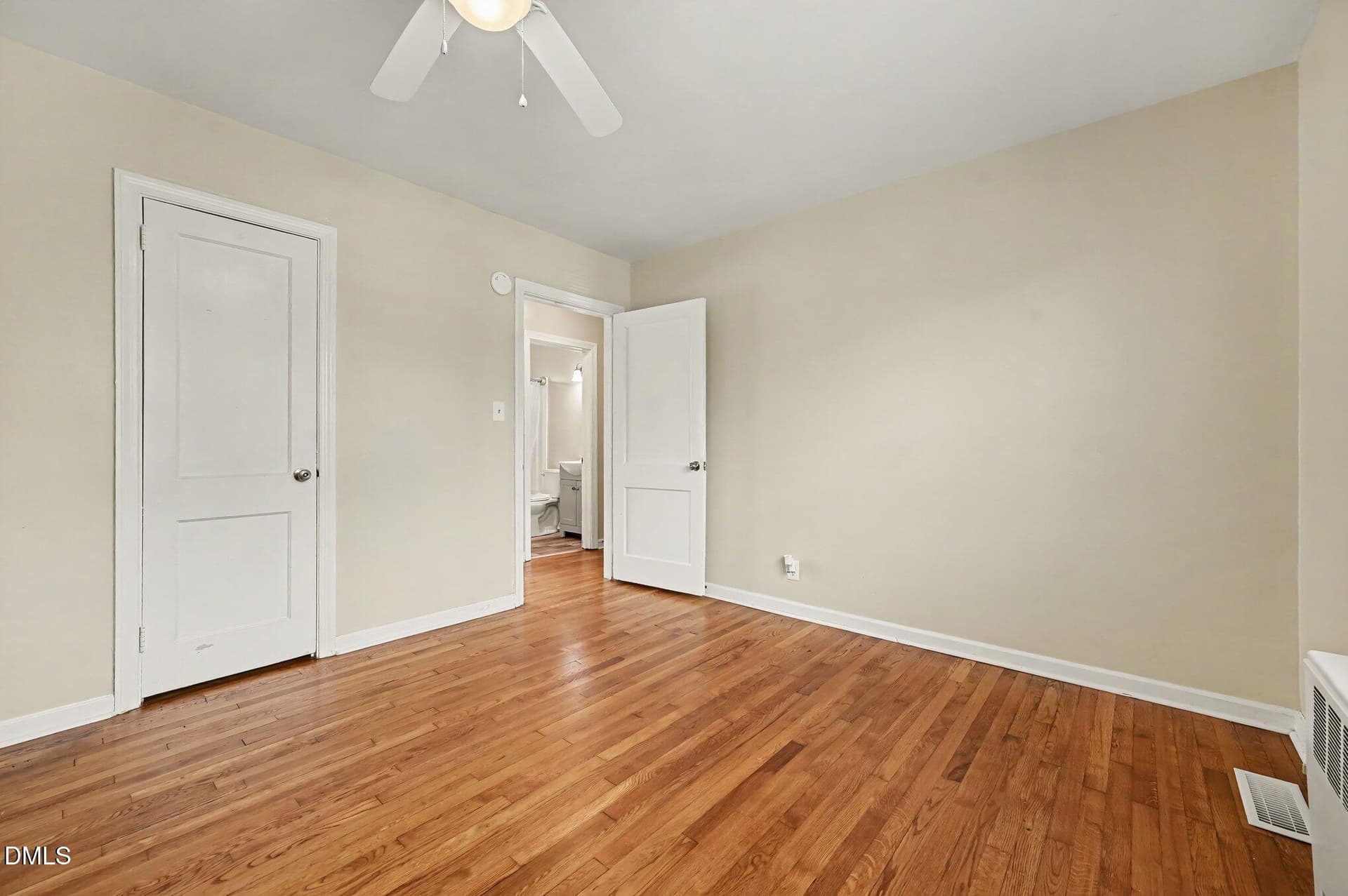 010_file_6838 - 1700 Roslyn Drive 27d, Burlington, NC 27215