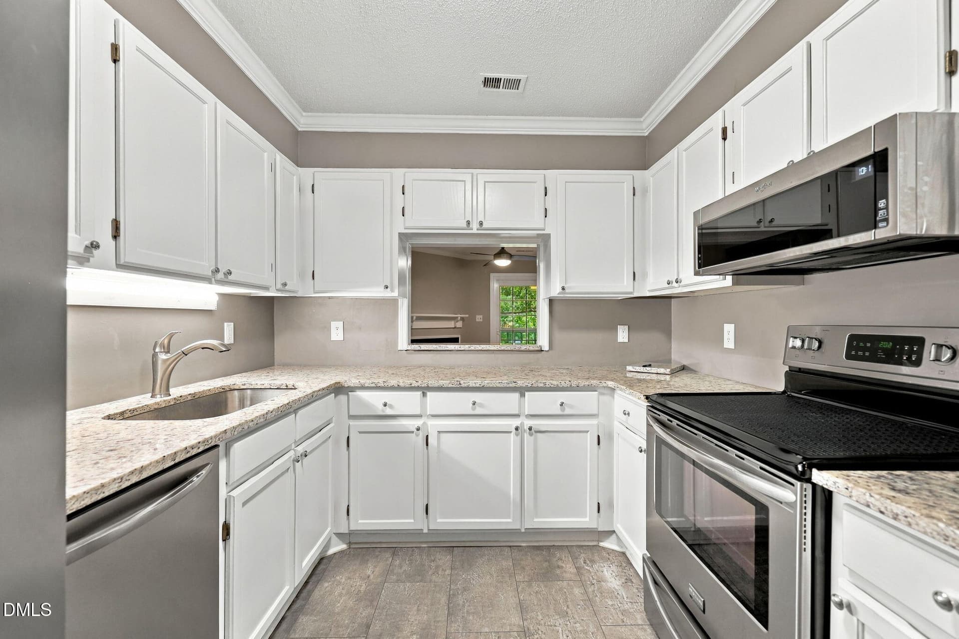 16-web-or-mls-IMG_2905 - 4110 Sedgewood Drive 203, Raleigh, NC 27612