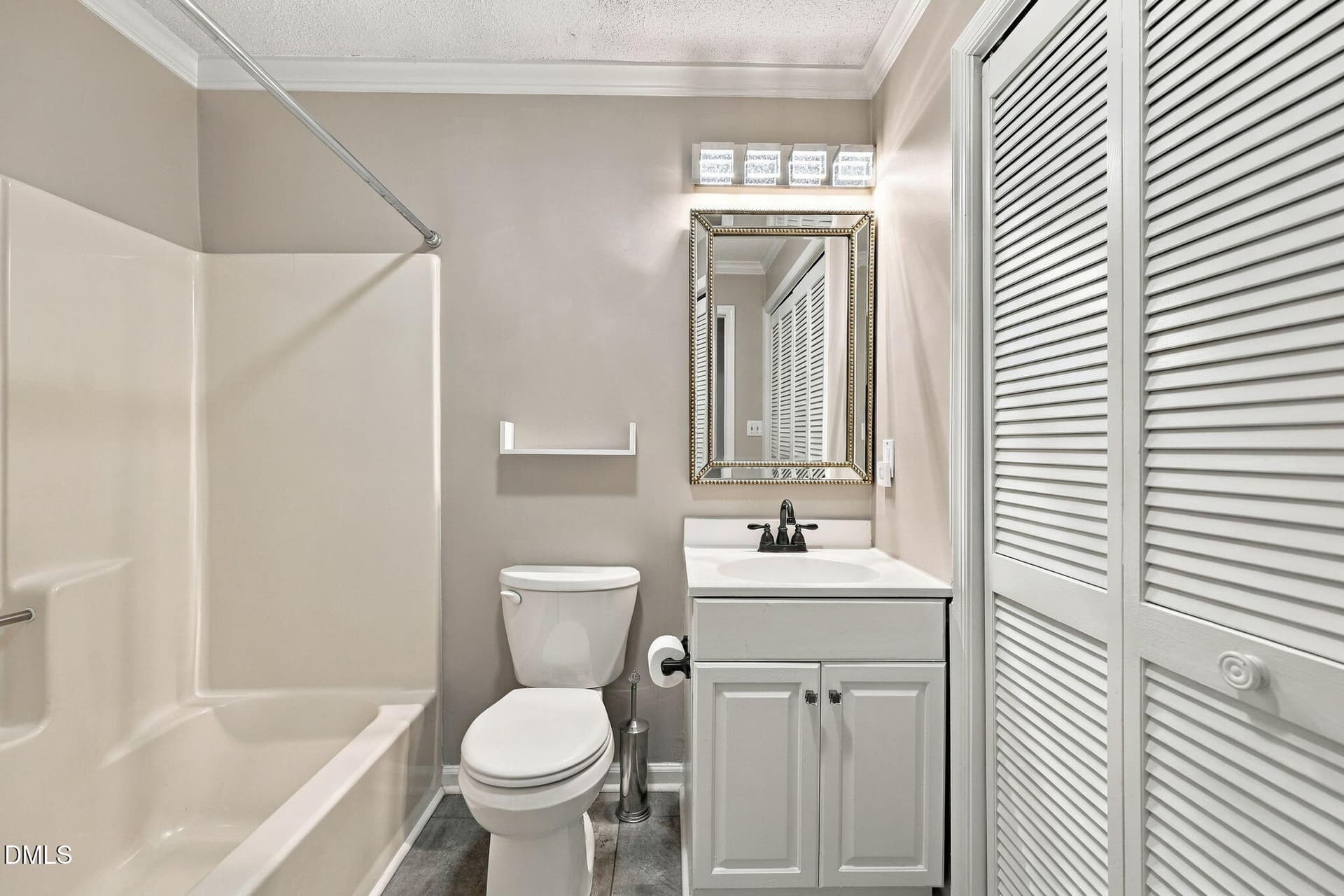 26-web-or-mls-IMG_2935 - 4110 Sedgewood Drive 203, Raleigh, NC 27612