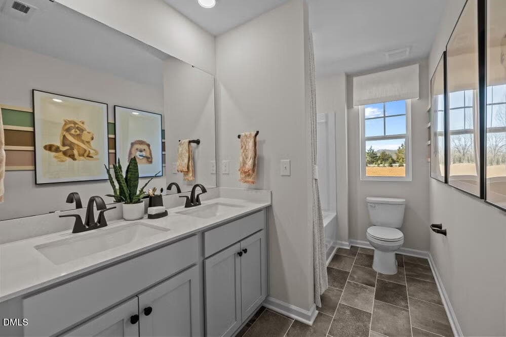 23-web-or-mls-2U5A3873_1 - 179 Rothbury Lane, Raeford, NC 28376