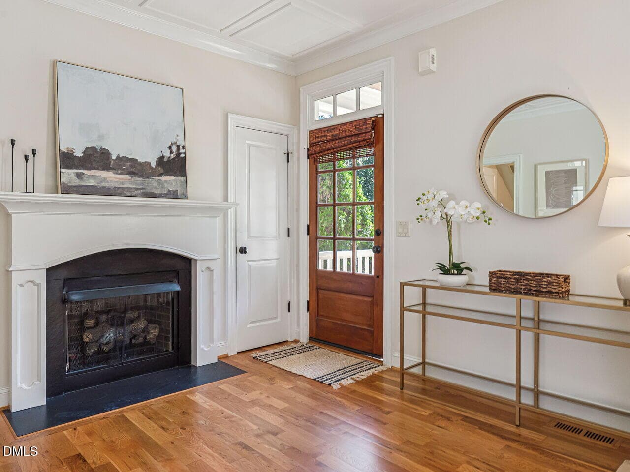 005-1280x960-foyer - 2757 Oberlin Road 101, Raleigh, NC 27608