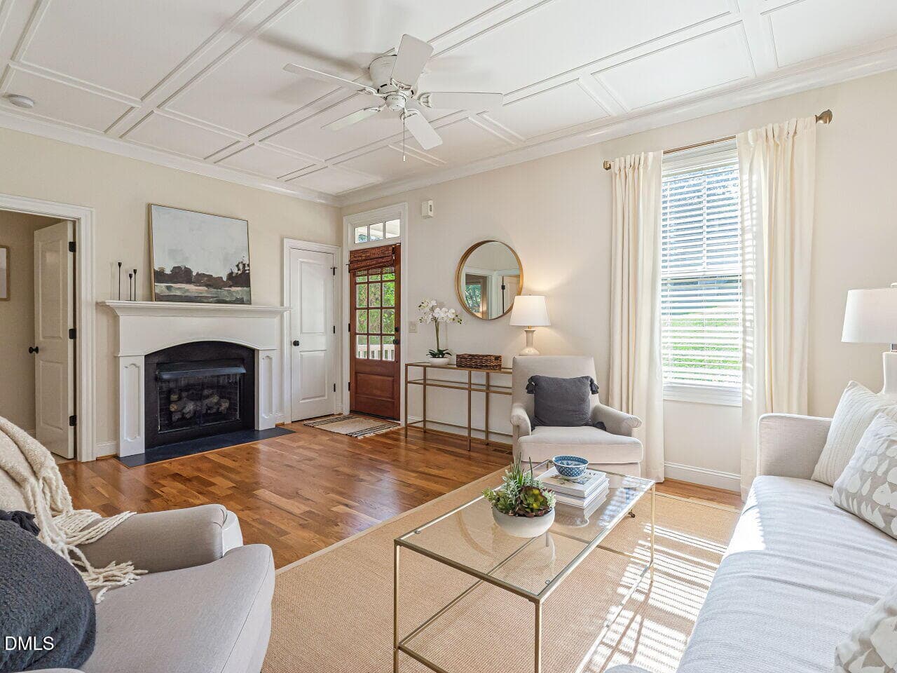 010-1280x960-family-room - 2757 Oberlin Road 101, Raleigh, NC 27608