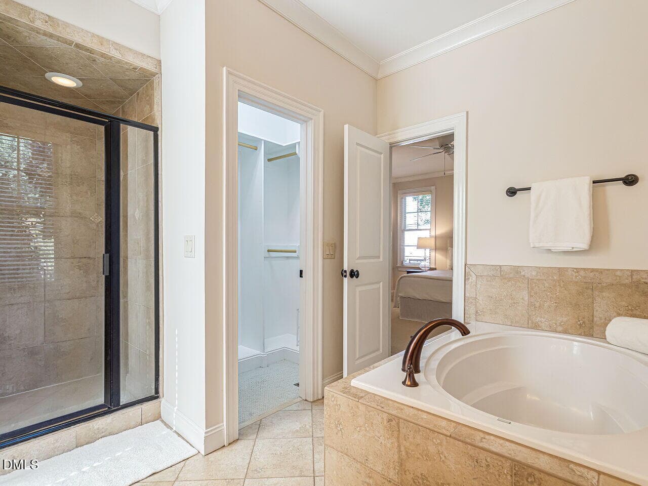 020-1280x960-primary-bath - 2757 Oberlin Road 101, Raleigh, NC 27608