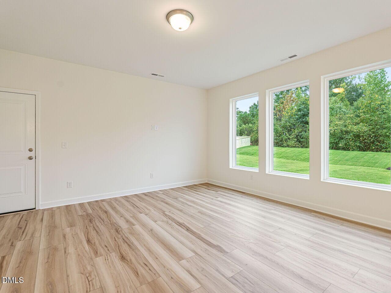 018-1280x960-family-room - 95 Tranquility Way, Fuquay Varina, NC 27526