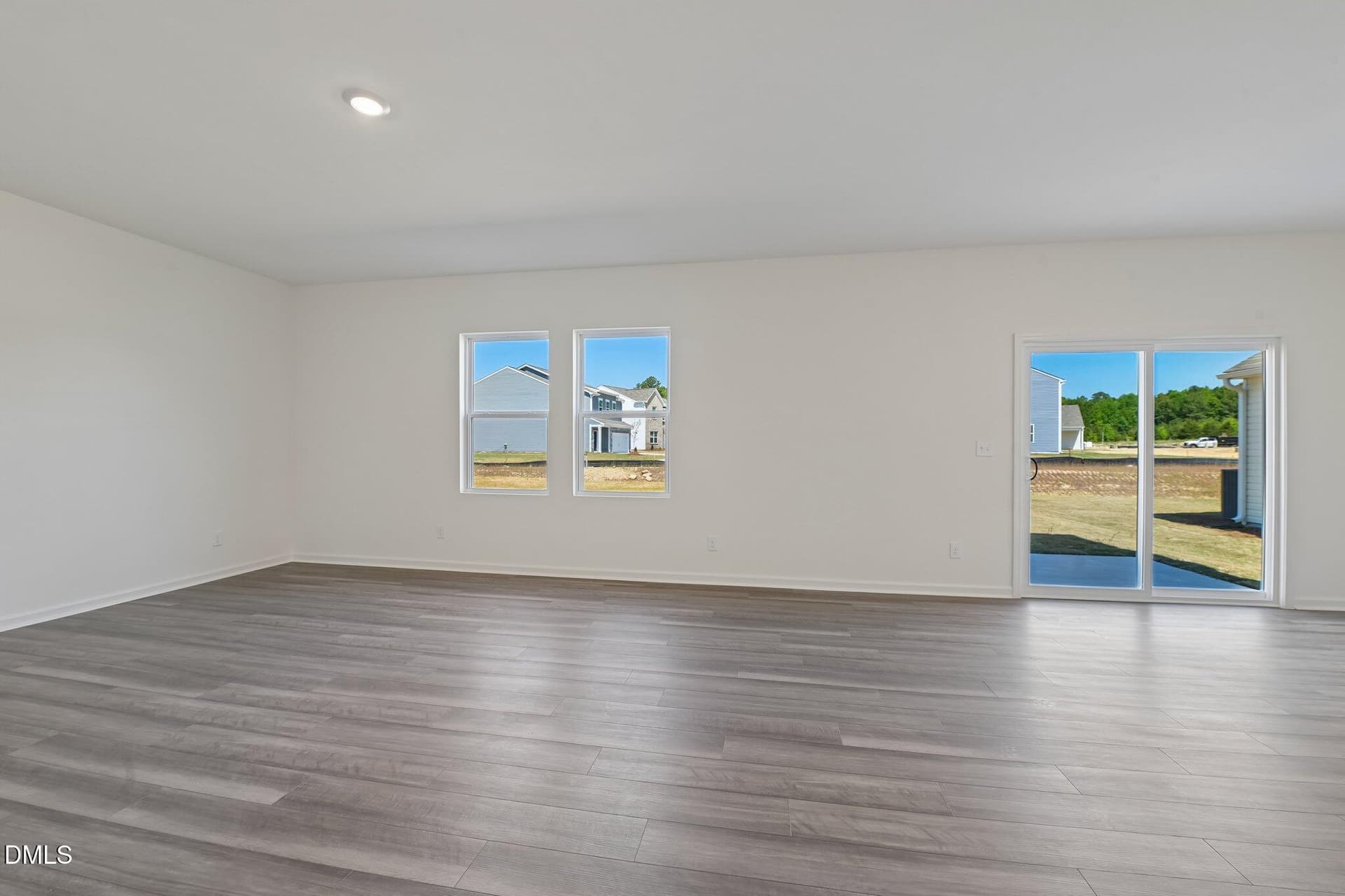 15-web-or-mls-Quarry Rd 547-S2105-011 - 122 S Waterstone Lane, Clayton, NC 27520
