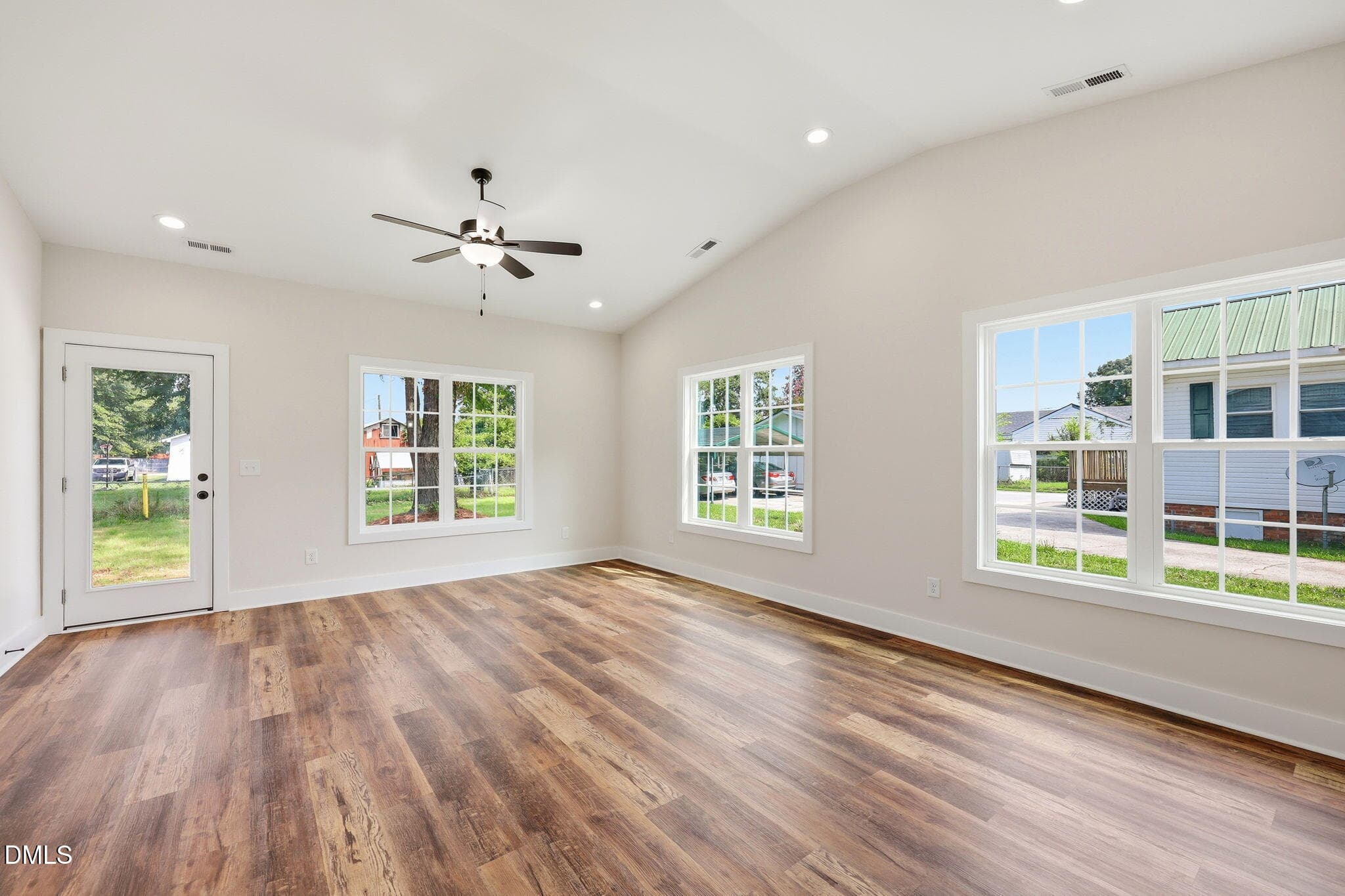 27-web-or-mls-IMG_7956 - 306 S Washington Avenue, Dunn, NC 28334, Dunn