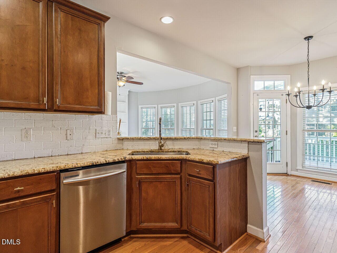 018-1280x960-kitchen - 6004 Tiffield Way, Wake Forest, NC 27587, Wake Forest