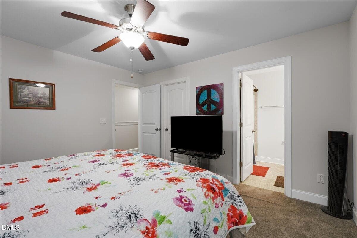 En Suite Bedroom 2 - 190 Beaver Dam Drive, Youngsville, NC 27596, Youngsville