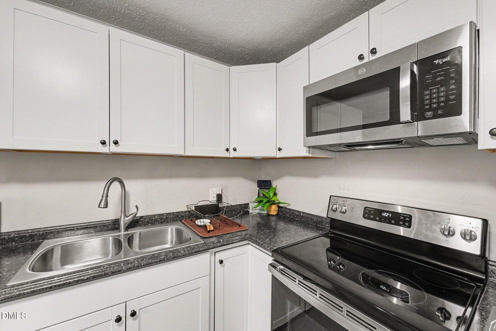 016_file_5666 - 403 Woodhille Drive, Goldsboro, NC 27530