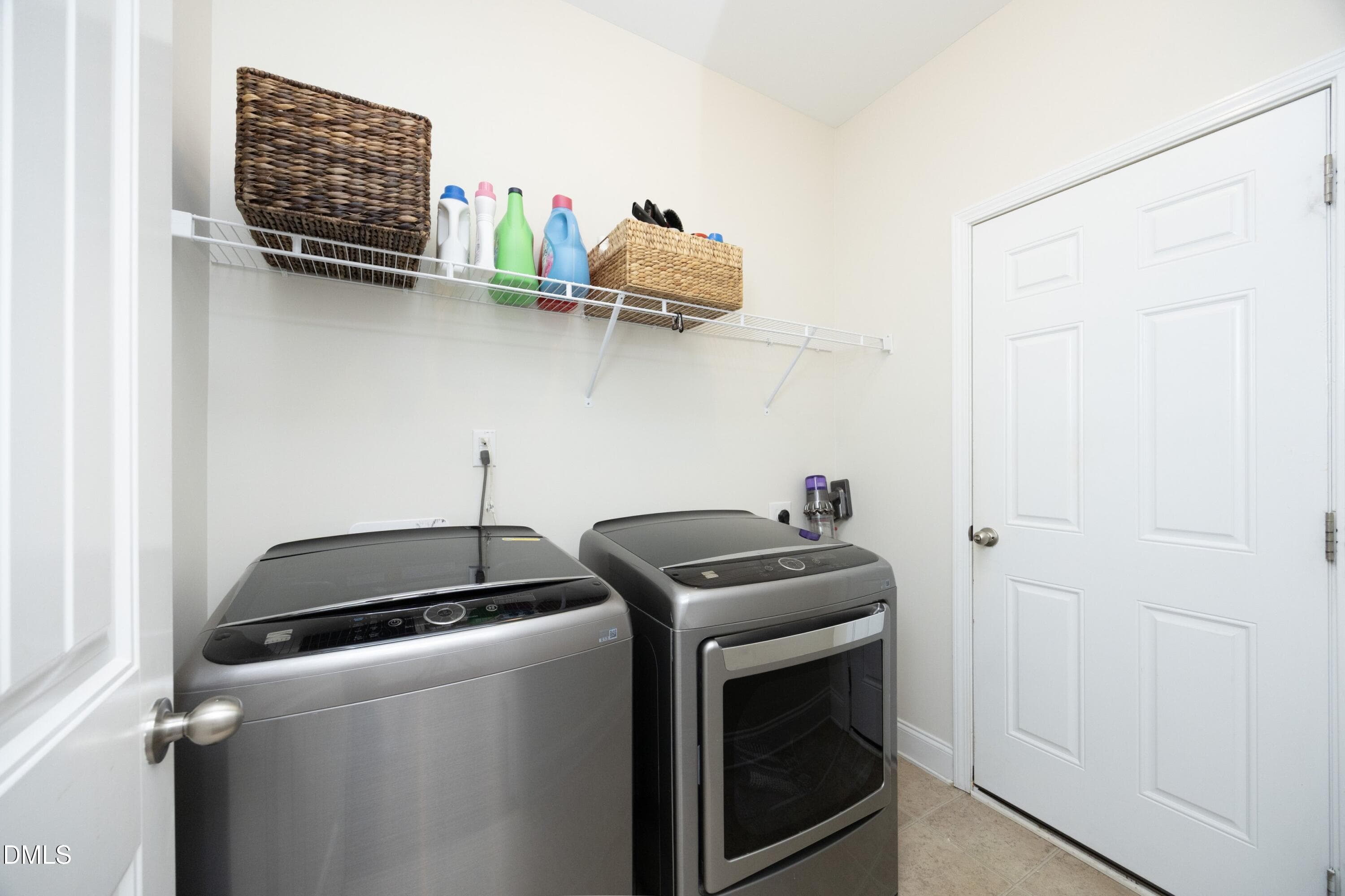 Laundry - 2904 Long Meadow Lane, Durham, NC 27703