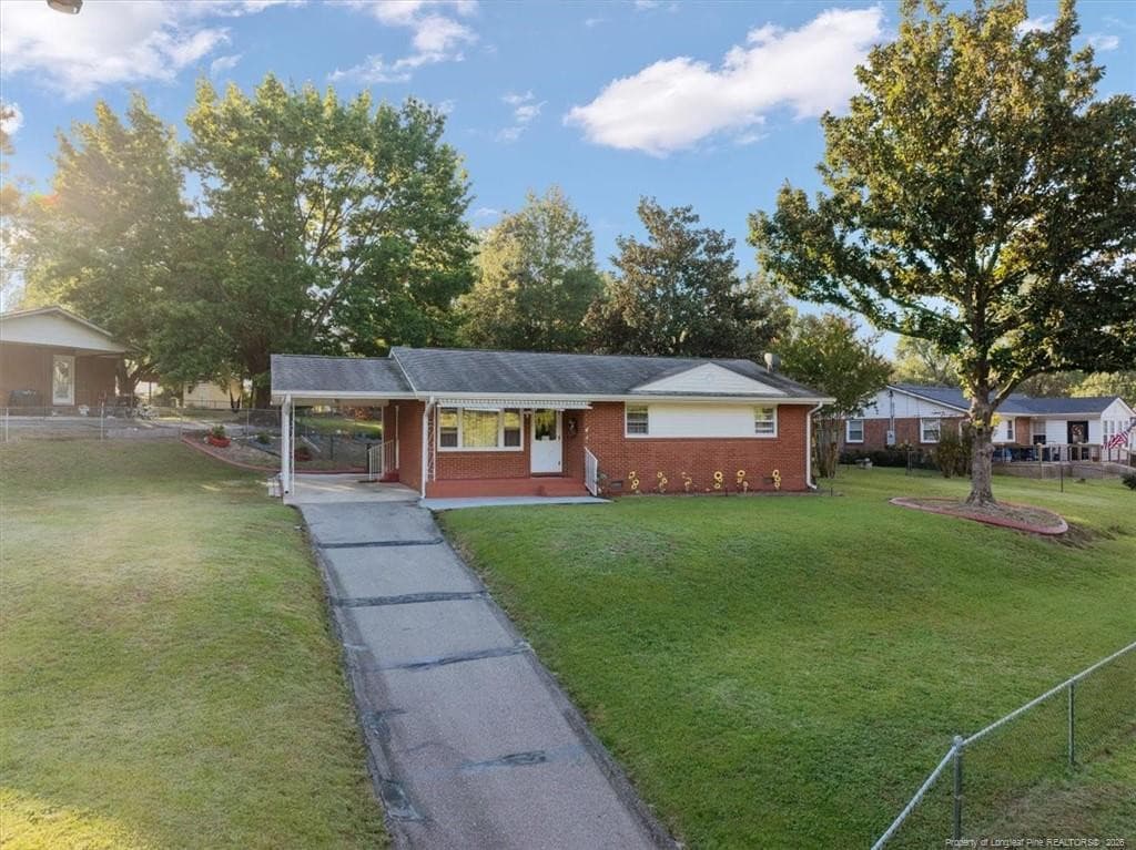 321 Lansdowne Road, Fayetteville, NC 28314