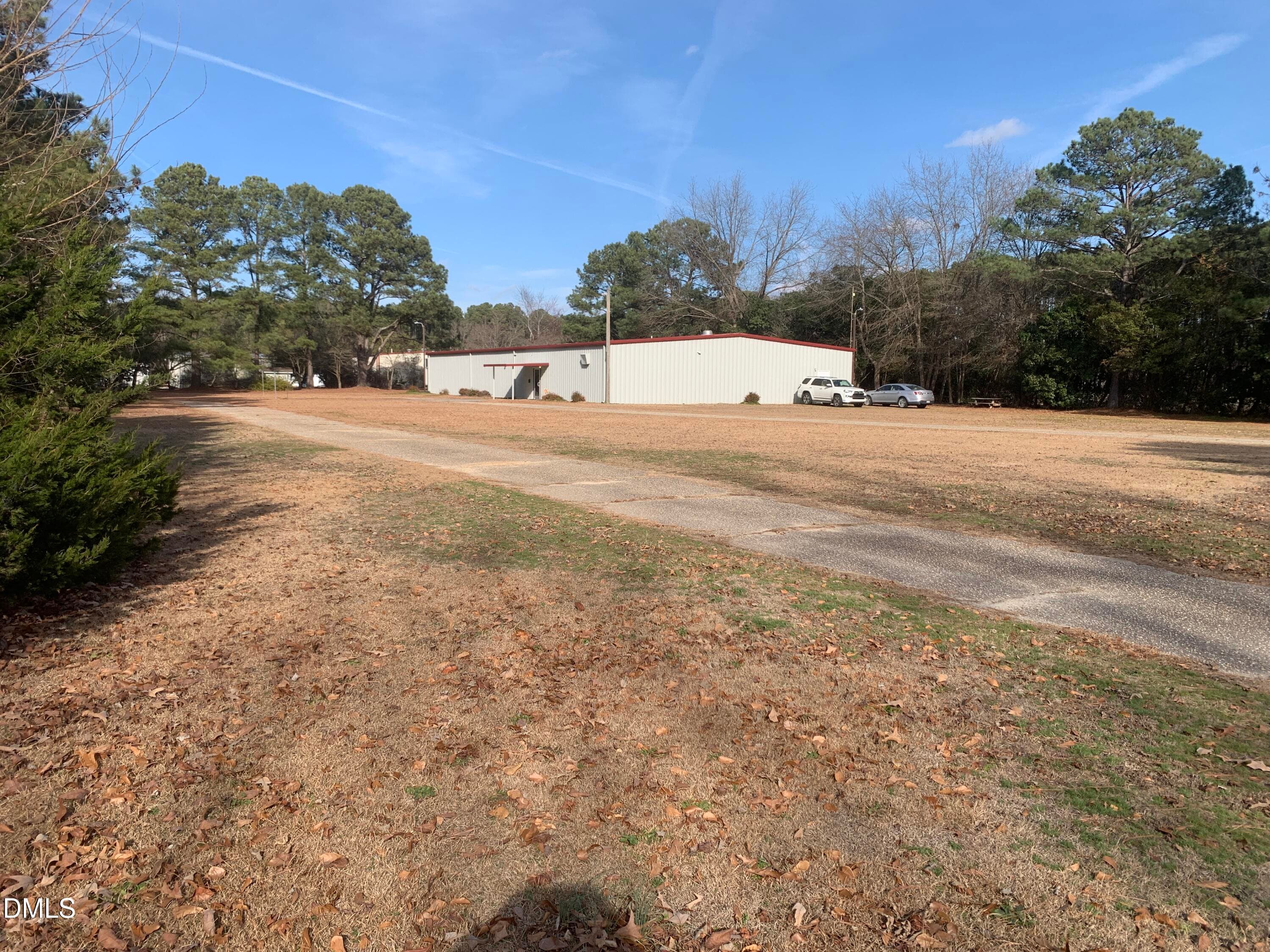 Property1 - 2720 W Main Street, Clinton, NC 28328