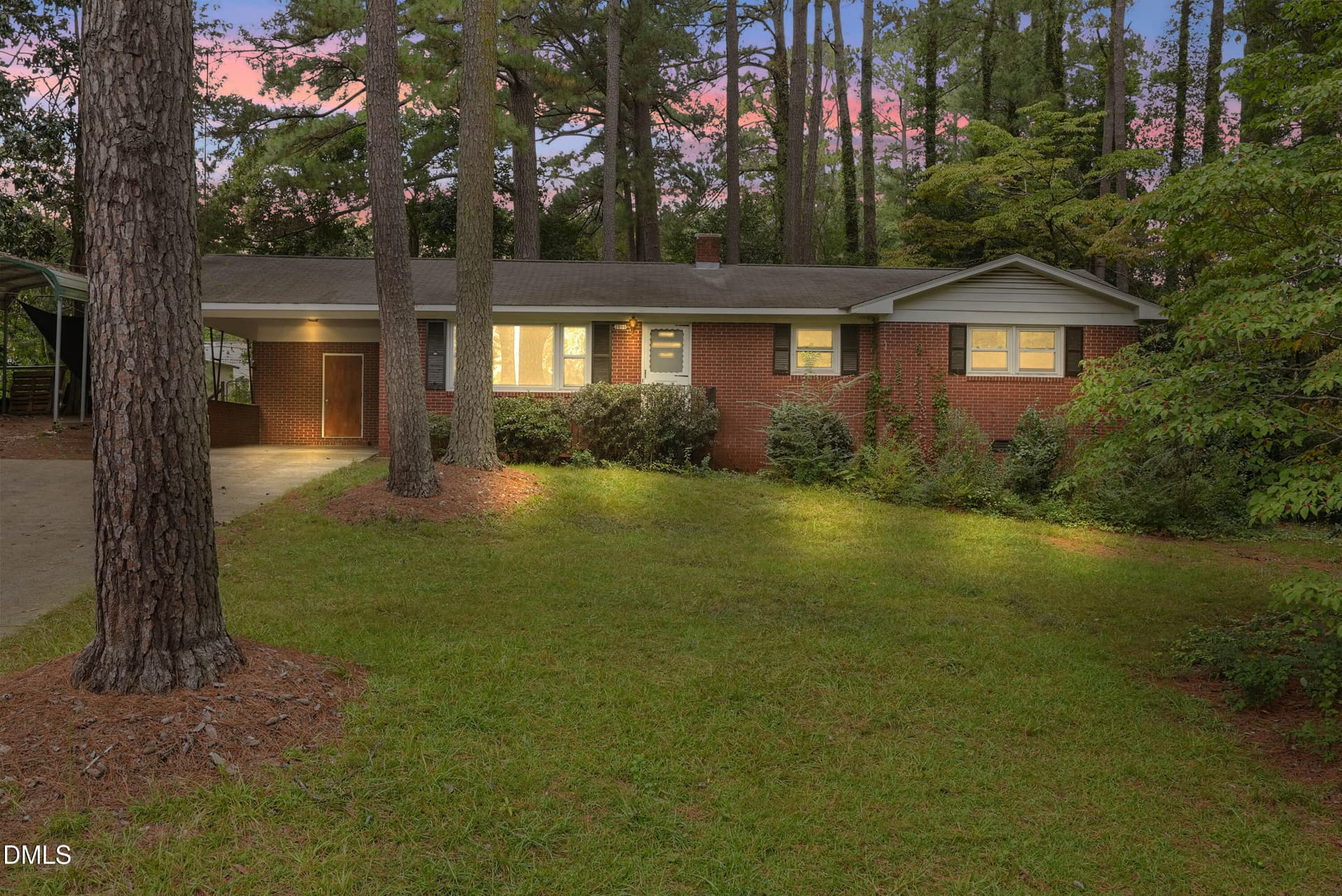 2010 N Shoreline Drive, Sanford, NC 27330